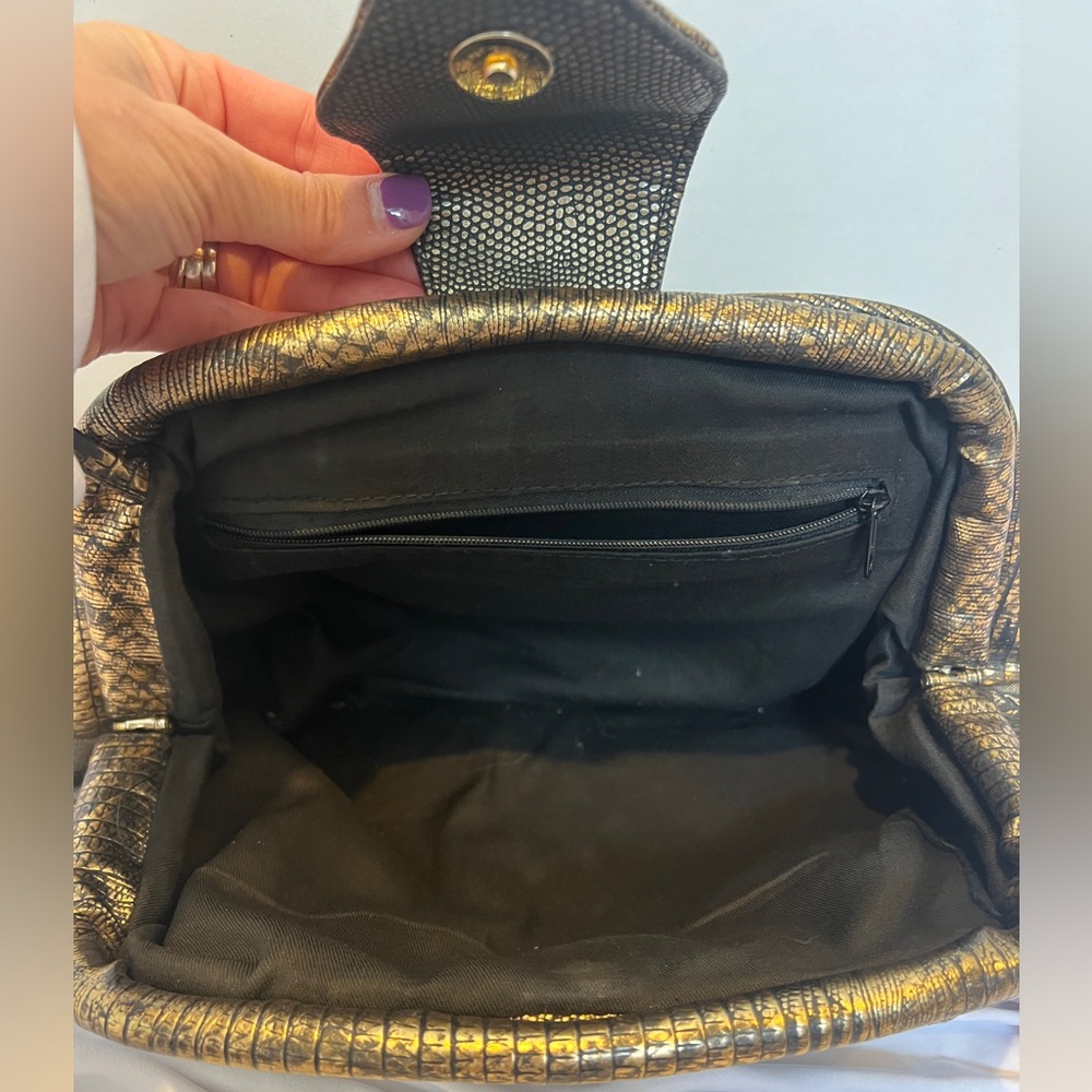 Vintage Metallic Faux Snakeskin Clutch/Shoulder purse LIKE NEW - Picture 8 of 13